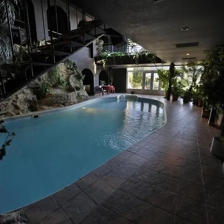 Wellness Hotel Brezuvky * Březŭvky