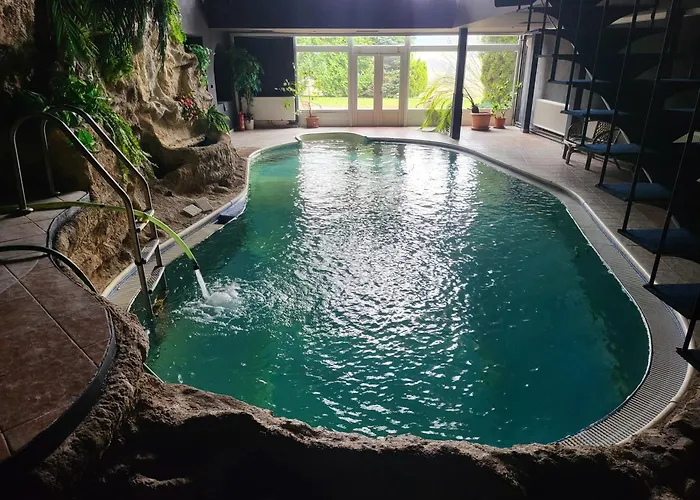 Vendégház Party Hotel Březŭvky